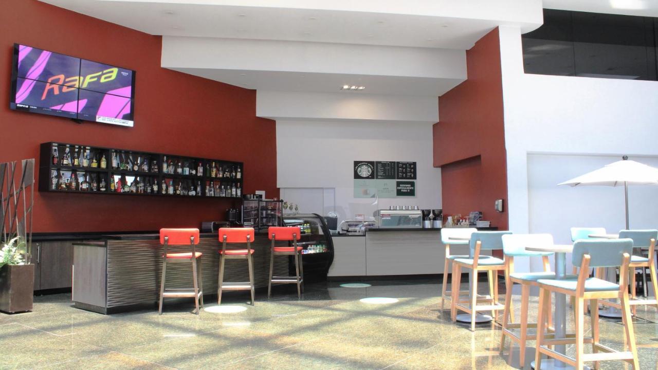 Hotel Dali Airport By Ihg Mexiko-Stadt